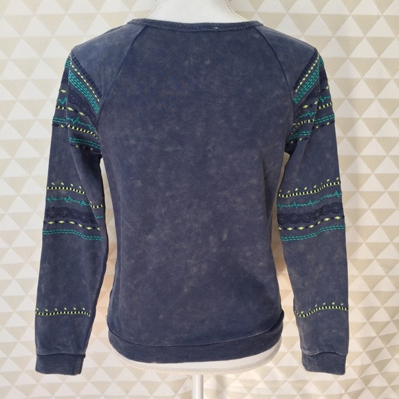 Stonewashed 💯 Cotton Sweater w/Tribal Embroidery - Picture 4 of 6